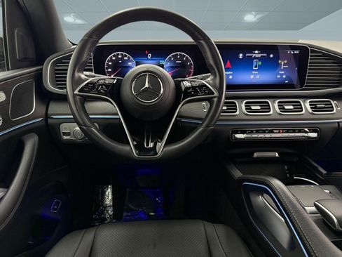 Used 2024 Mercedes-Benz GLE 450 4MATIC image 25