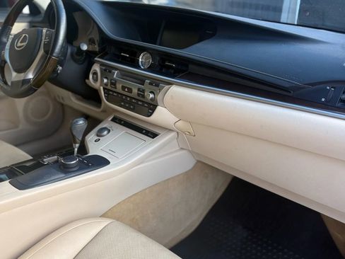 Used 2014 Lexus ES 350 image 28