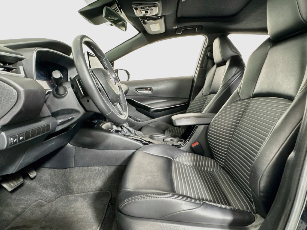 Used 2024 Toyota Corolla XSE FWD image 10