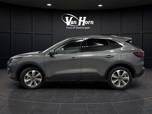 Used 2025 Ford Escape Platinum image 12