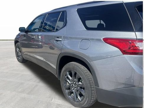 Used 2020 Chevrolet Traverse RS w/ LPO, Floor Liner Package AWD/4WD image 3