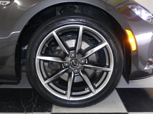 Used 2019 MAZDA MX-5 Miata Grand Touring image 31