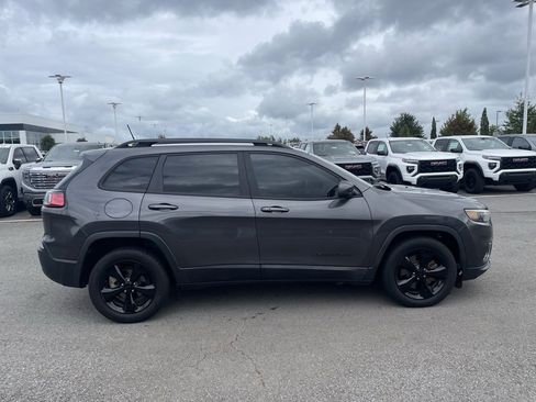 Used 2020 Jeep Cherokee Latitude Plus image 8