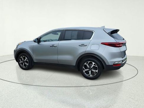 Used 2022 Kia Sportage LX AWD/4WD image 3