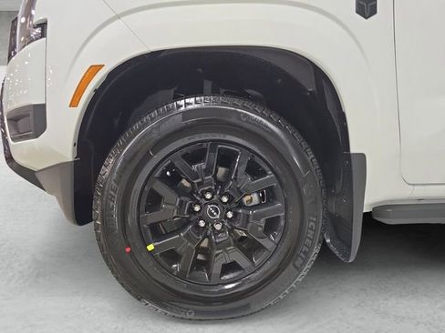 New 2026 Nissan Frontier SV image 23
