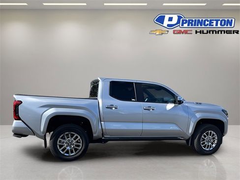 Used 2024 Toyota Tacoma Limited image 5