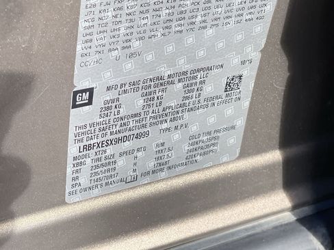 Used 2017 Buick Envision Premium w/ LPO, Hit The Road Package AWD/4WD image 31