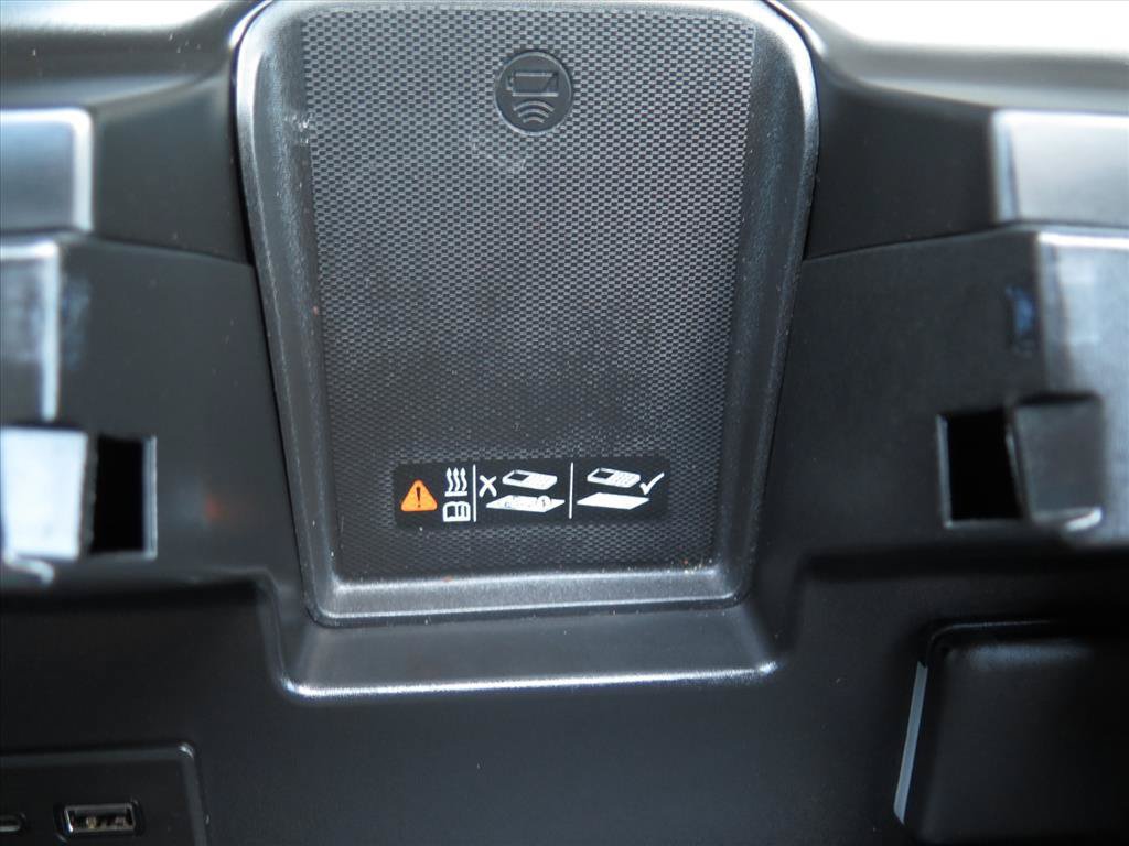 Used 2023 Chevrolet Silverado 1500 High Country AWD/4WD image 10
