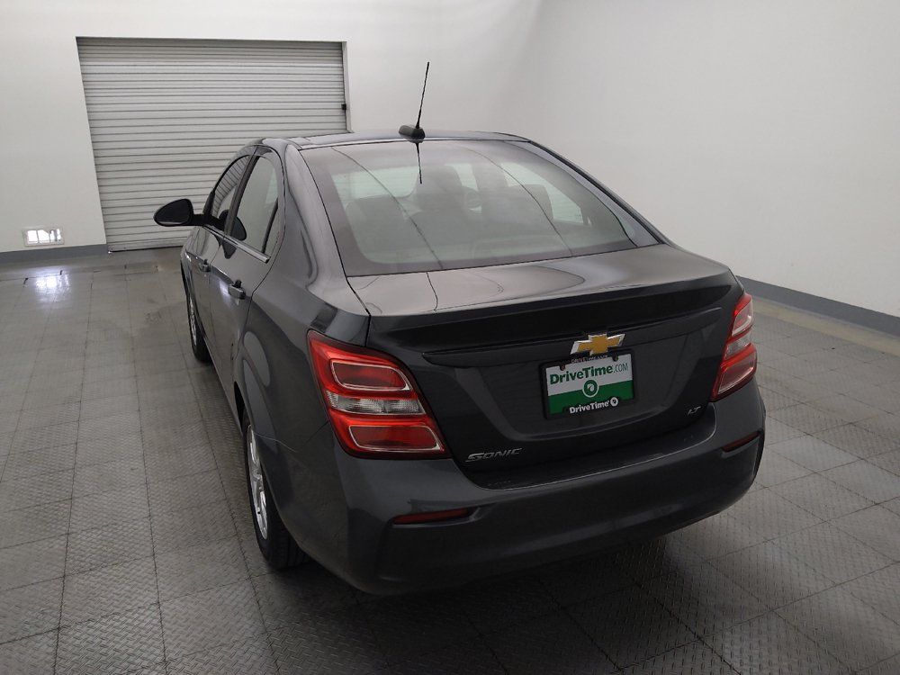 Used 2019 Chevrolet Sonic LT FWD image 6