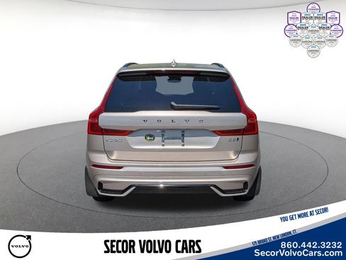 Certified 2023 Volvo XC60 B5 Plus w/ Climate Package AWD/4WD image 8