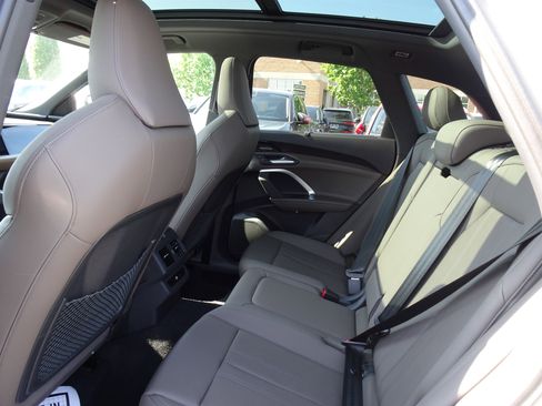 New 2025 Audi Q5 Premium Plus image 6