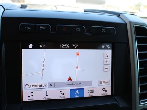 Used 2018 Ford F150 Lariat w/ Equipment Group 502A Luxury image 28