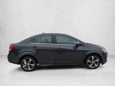 Used 2017 Chevrolet Sonic Premier image 4