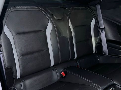Used 2017 Chevrolet Camaro SS RWD image 16