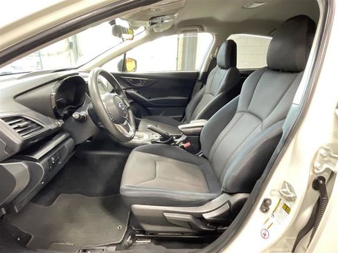 Used 2020 Subaru Crosstrek 2.0i image 9