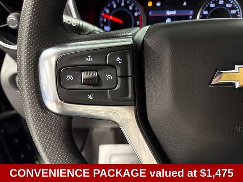 Used 2023 Chevrolet Blazer LT w/ Convenience Package FWD image 3