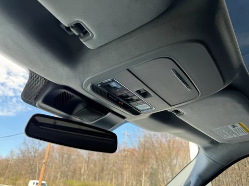 Used 2023 Ford F150 Limited image 23