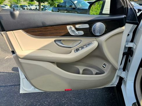 Certified 2020 Mercedes-Benz GLC 300 4MATIC image 21