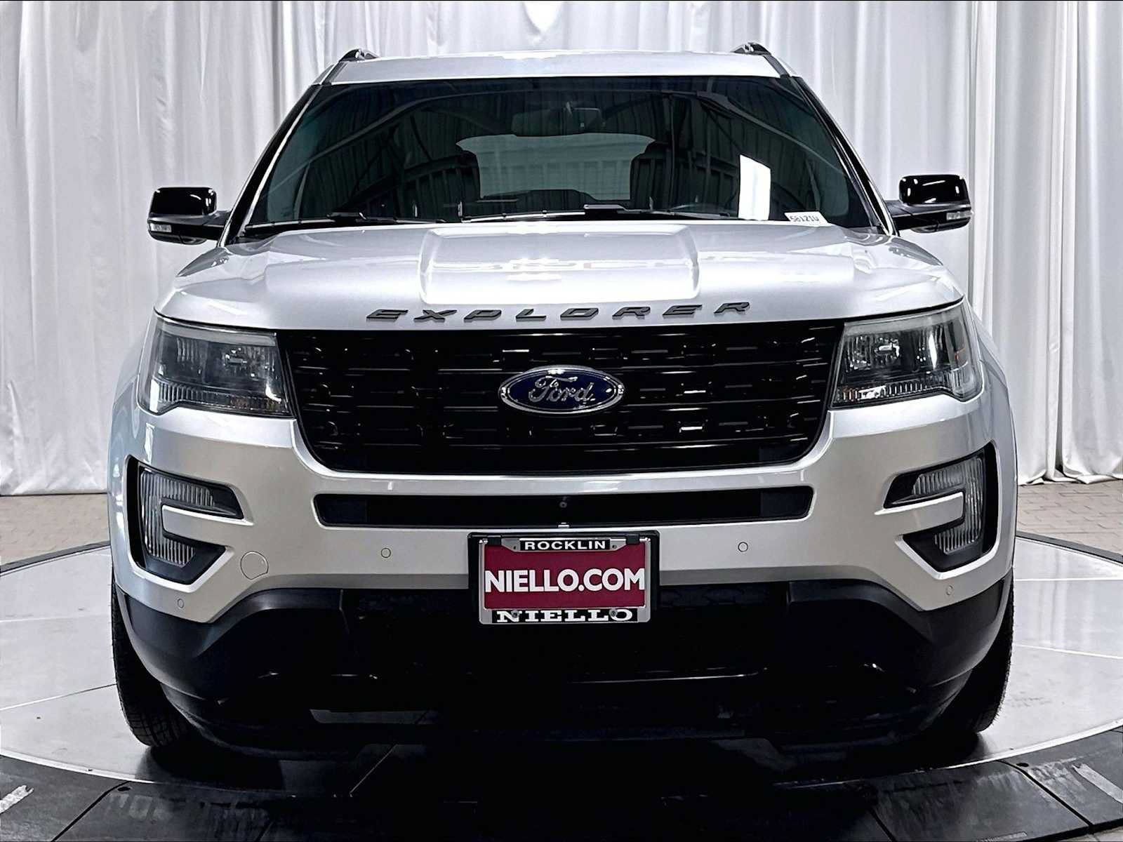 Used 2016 Ford Explorer Sport w/ Equipment Group 401A AWD/4WD image 12