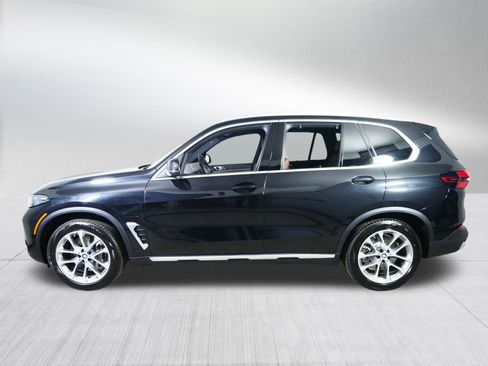 Used 2026 BMW X5 xDrive50e w/ Executive Package image 4
