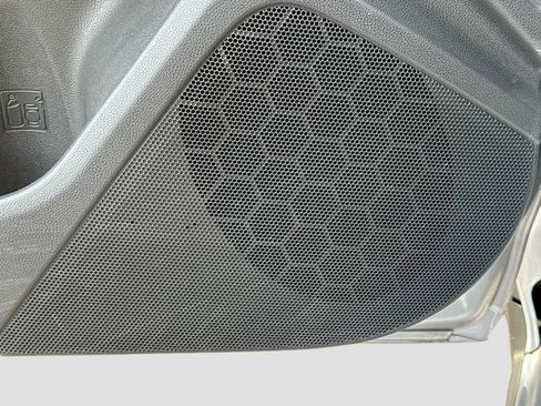 Used 2024 Subaru Crosstrek 2.0i image 24