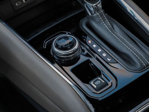 New 2026 GMC Canyon Denali image 29