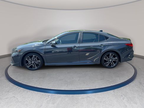 Used 2025 Toyota Camry XSE w/ Premium Package FWD image 8