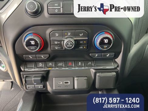 Used 2020 Chevrolet Silverado 1500 RST w/ Texas Edition image 11