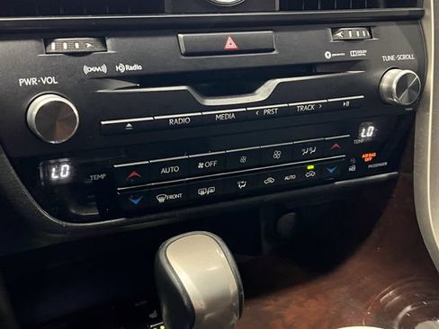 Used 2016 Lexus RX 350 FWD w/ Premium Package image 20