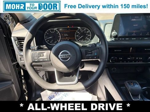 Used 2021 Nissan Rogue SV AWD/4WD image 31