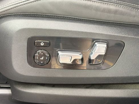 Certified 2023 BMW X5 M50i w/ Executive Package image 20