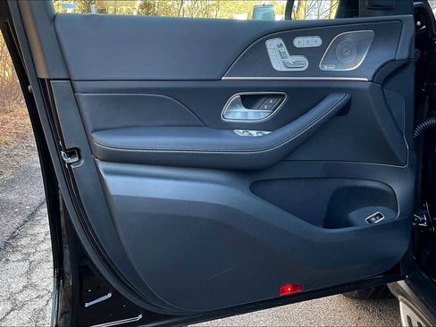 Certified 2025 Mercedes-Benz GLE 450 4MATIC image 12