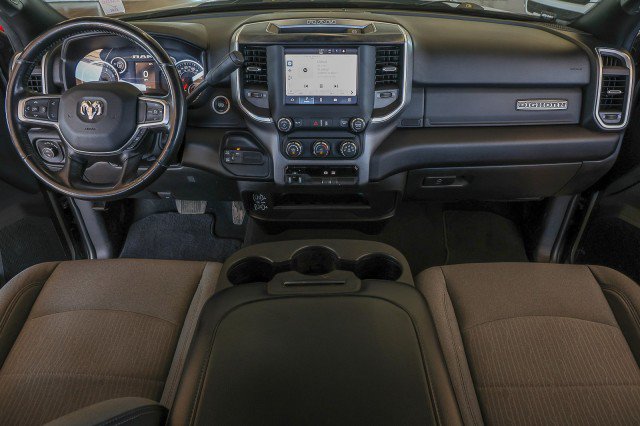 Used 2024 RAM 2500 Big Horn AWD/4WD image 36