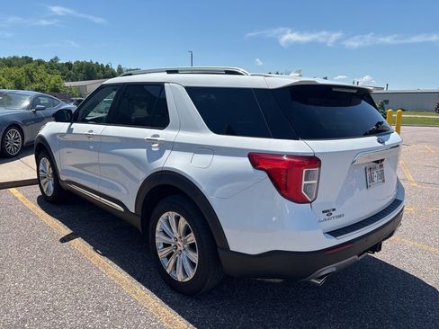 Used 2021 Ford Explorer Limited w/ Hybrid Equipment Group 310A AWD/4WD image 2