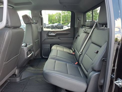 New 2026 GMC Sierra 1500 SLT w/ SLT Premium Plus Package AWD/4WD image 6
