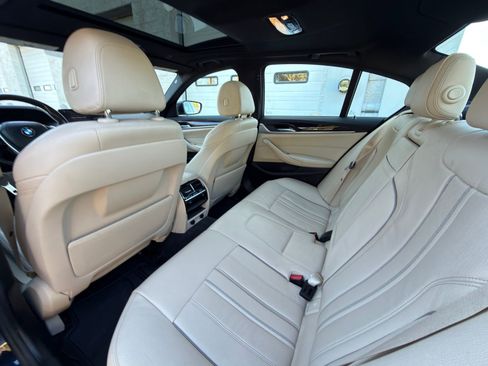 Used 2018 BMW 530e xDrive image 15