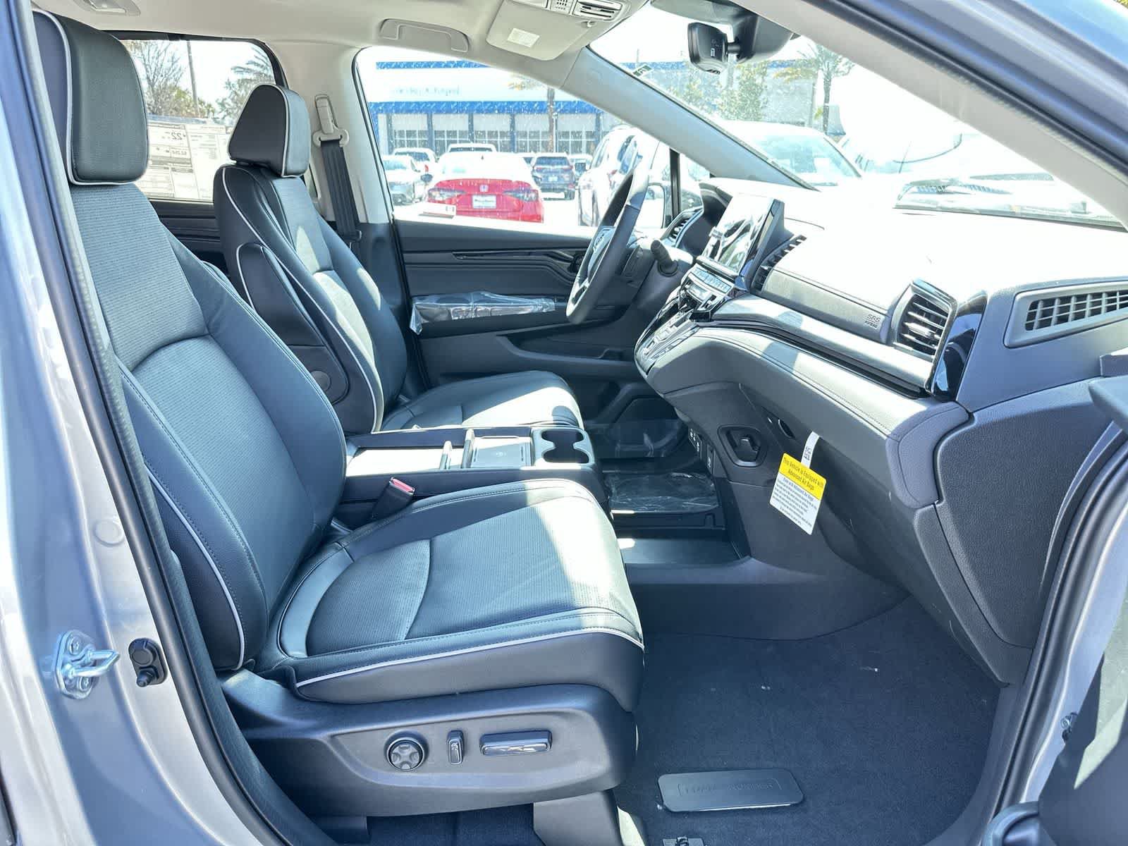 New 2026 Honda Odyssey Elite image 17