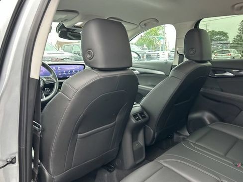 Certified 2024 Buick Envision Preferred AWD/4WD image 17