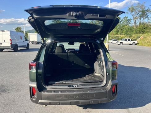 Certified 2026 Subaru Outback Premium w/ Premium/Limited Plus Package AWD/4WD image 8