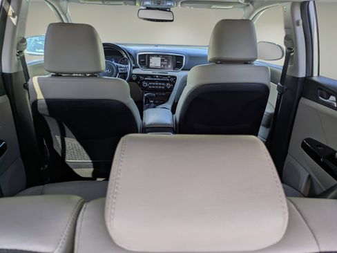 Used 2020 Kia Sportage EX w/ EX Technology Package FWD image 13