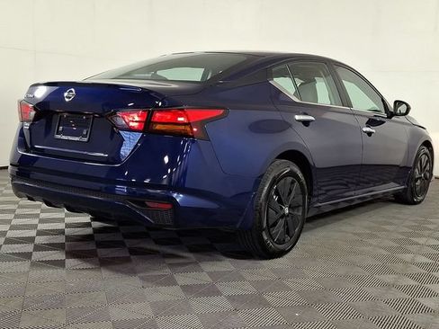 Used 2022 Nissan Altima 2.5 S FWD image 9