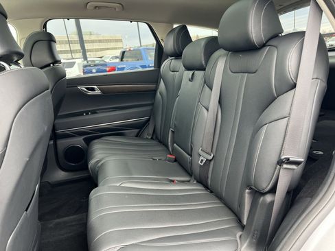 Used 2024 Genesis GV80 3.5T image 25