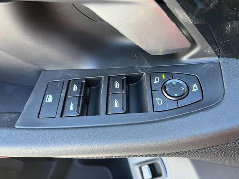 Certified 2025 BMW 530i xDrive w/ Premium Package image 35