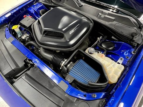 Used 2022 Dodge Challenger R/T w/ Plus Package RWD image 31