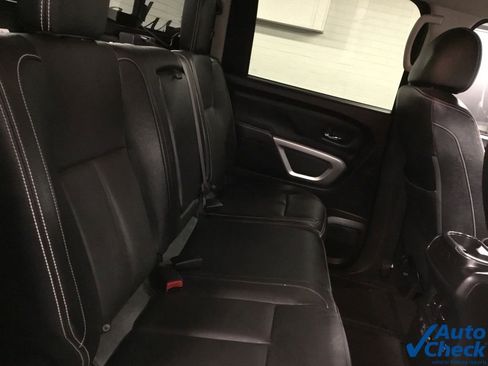 Used 2019 Nissan Titan PRO-4X w/ Pro-4x Convenience Package AWD/4WD image 33