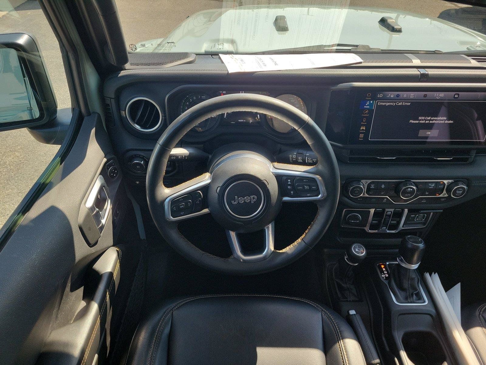 Used 2024 Jeep Wrangler Unlimited Sahara AWD/4WD image 10