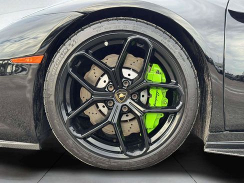 Used 2018 Lamborghini Huracan LP 580-2 RWD image 89