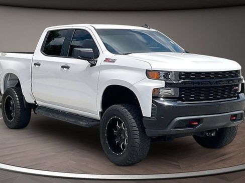 Used 2019 Chevrolet Silverado 1500 Custom Trail Boss w/ Custom Convenience Package AWD/4WD image 10