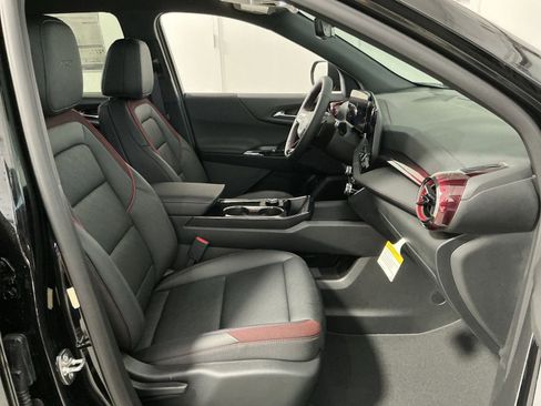 New 2026 Chevrolet Equinox RS w/ Safety and Technology Package FWD image 33