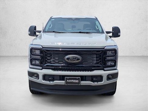 New 2026 Ford F250 XLT w/ XLT Premium Package AWD/4WD image 5